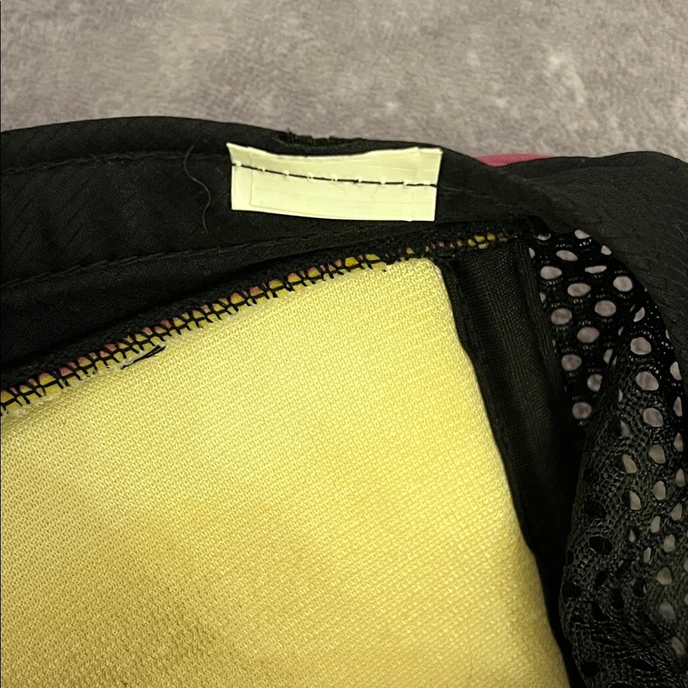 Patagonia Fuchsia purpleish and Black Mesh Cap - Picture 11 of 12